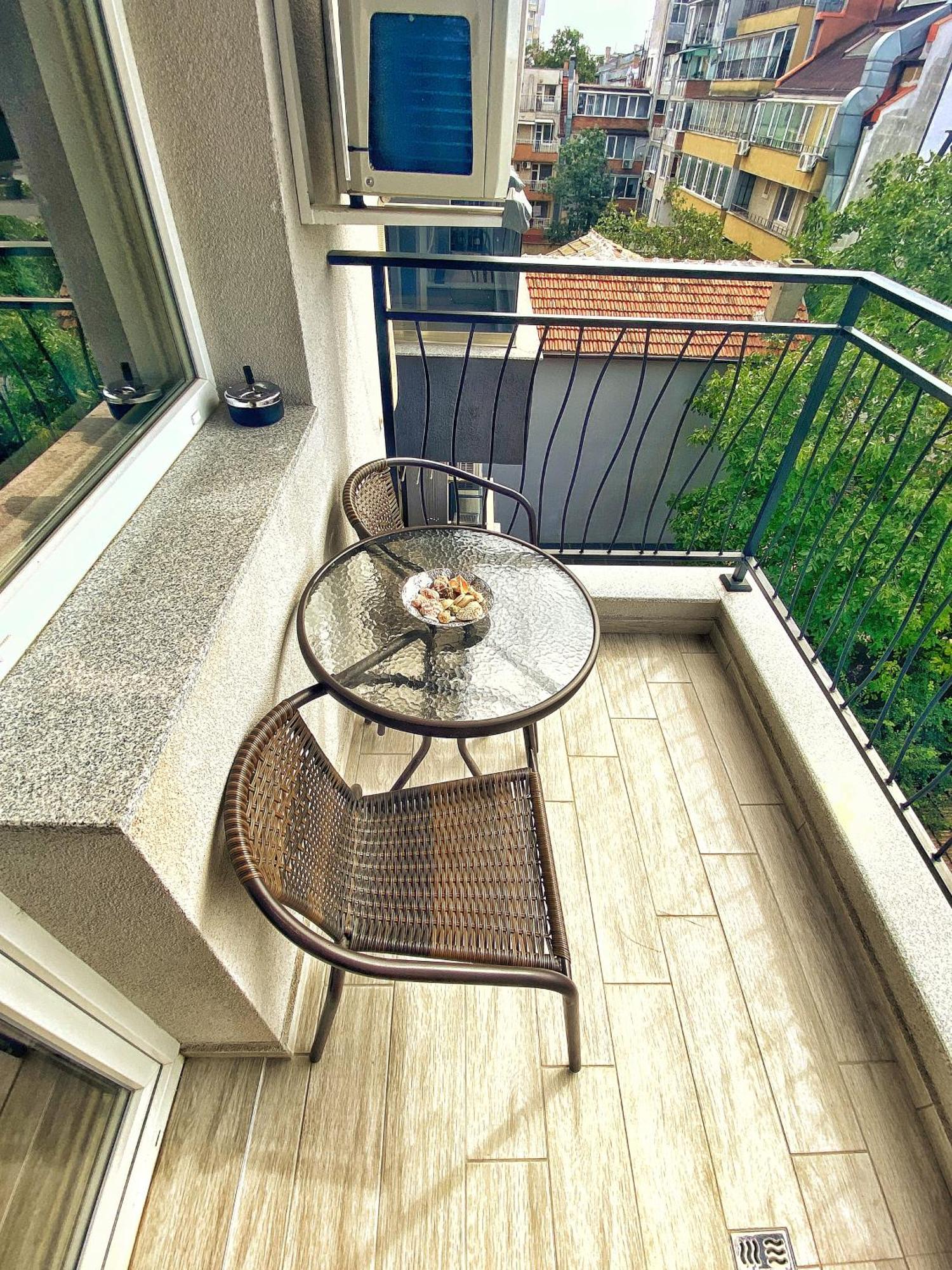 Emma'S Sweet Apartment - Close To Varna Centre Exteriör bild
